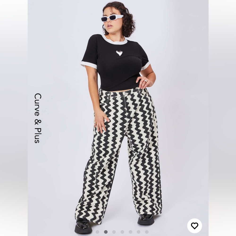 Curve & Plus Wavy Retro Straight Leg Pants- Cider